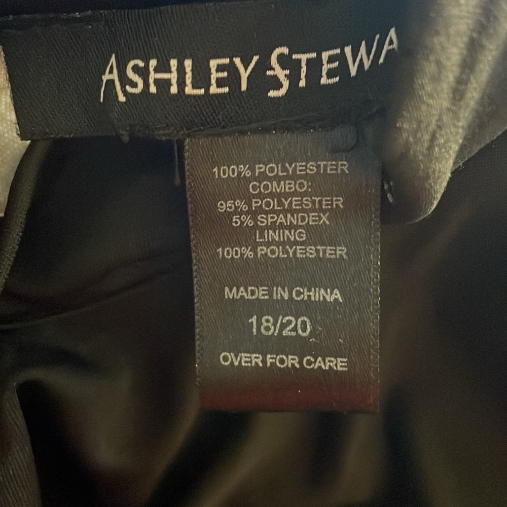 Black lace Ashley Stewart size 18/20 long dress - Picture 8 of 9